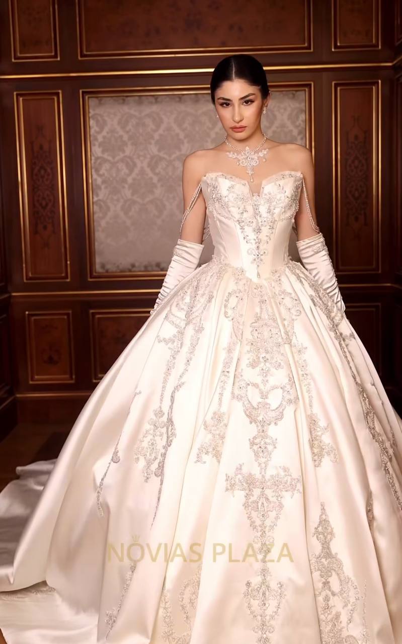 Novias Plaza